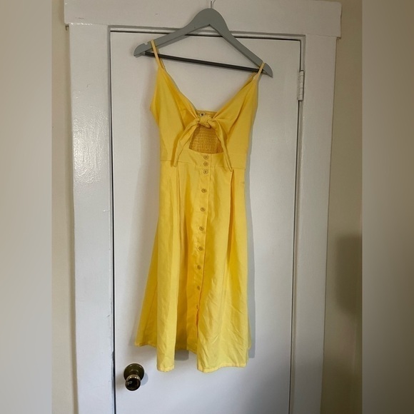 WISH yellow cut out dress size Small - Picture 1 of 5